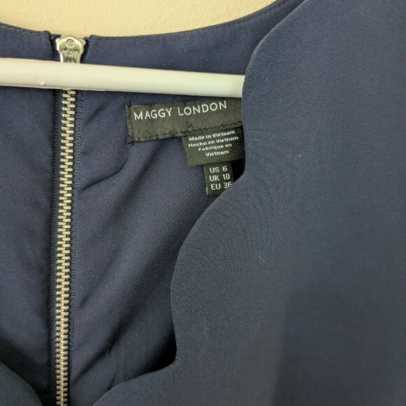 Navy dress - Picture 3 of 3